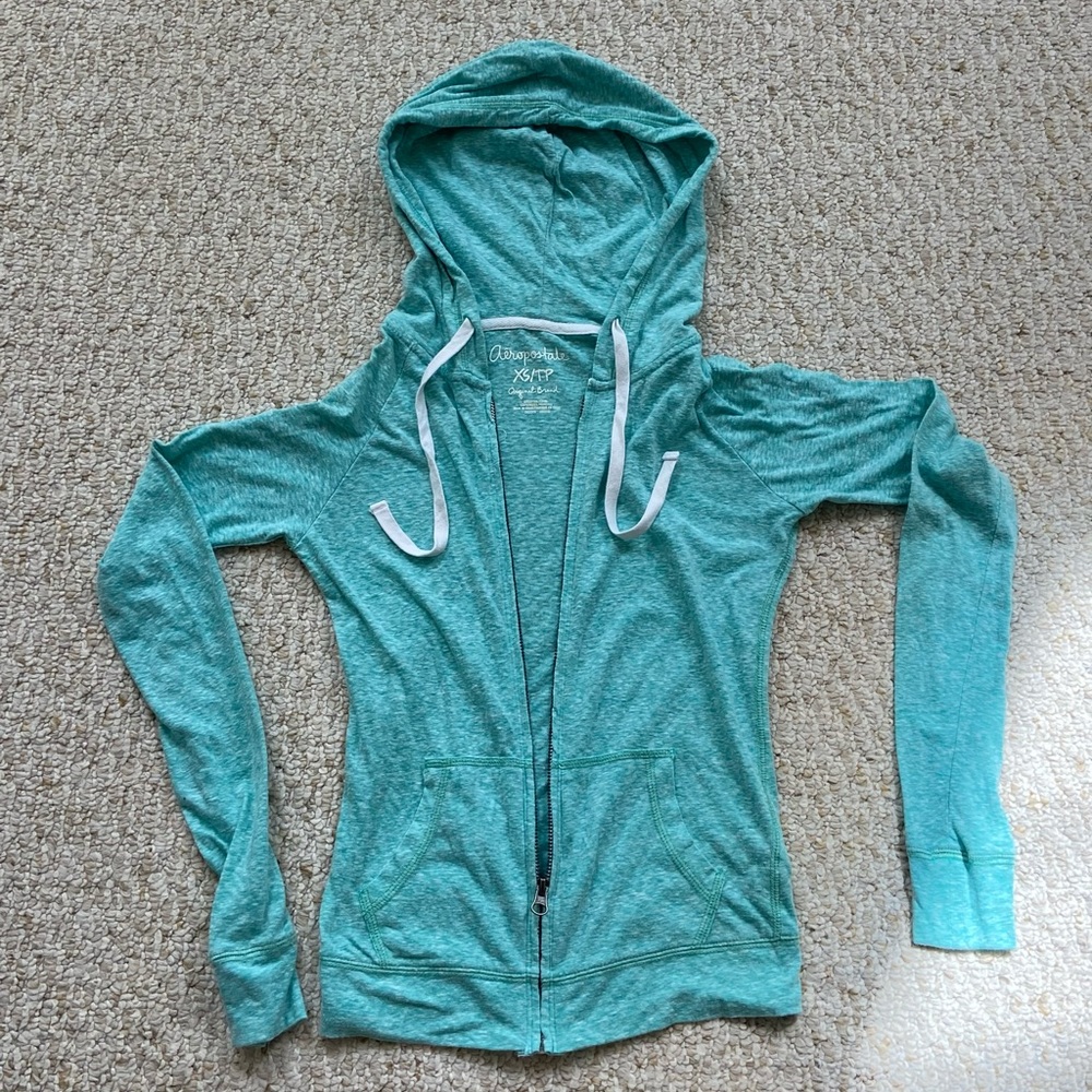 Aeropostale real women’s jacket with hood and pockets